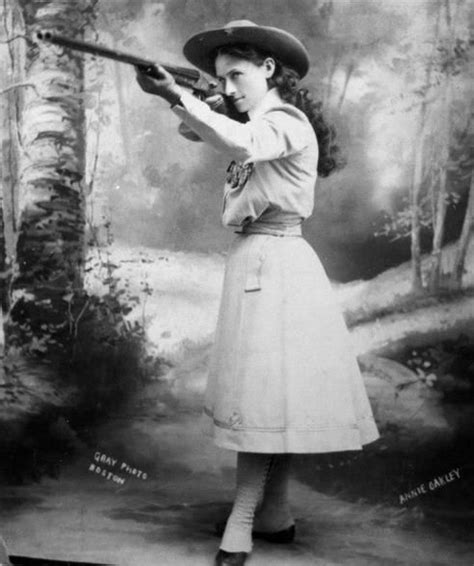 annie oakley nude|Annie Oakley Nude Patreon Gratis